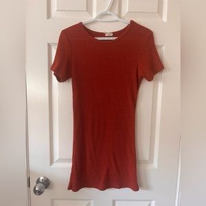4/$25 burnt orange tshirt dress small